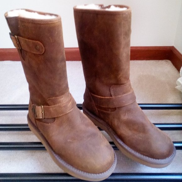 UGG Women Sutter Sheepskin Leather Moto Boots NWOB - Picture 5 of 7